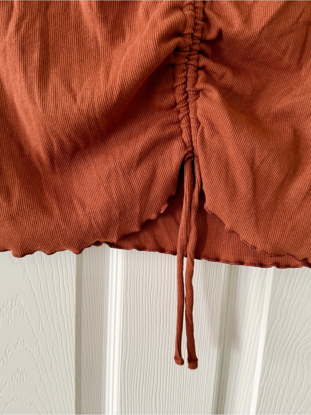Aeropostale Rust Drawstring Ruched V-Neck Crop Top - Picture 3 of 5